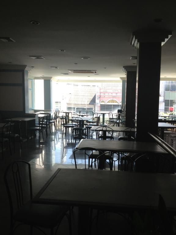 Sinthavee Hotell Phuket Exteriör bild