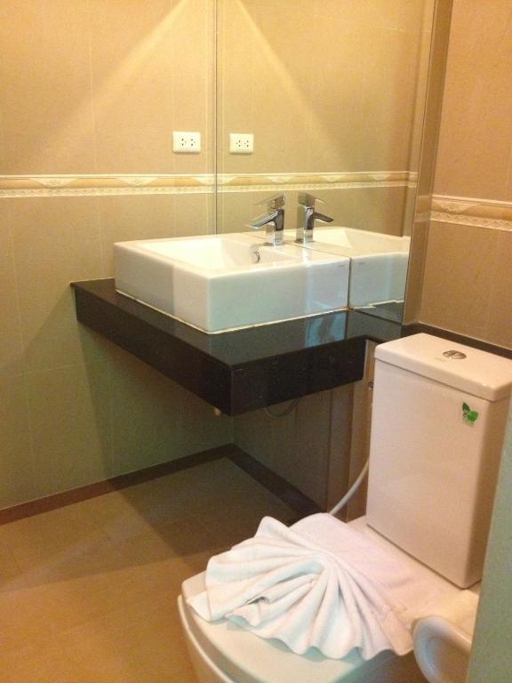 Sinthavee Hotell Phuket Rum bild